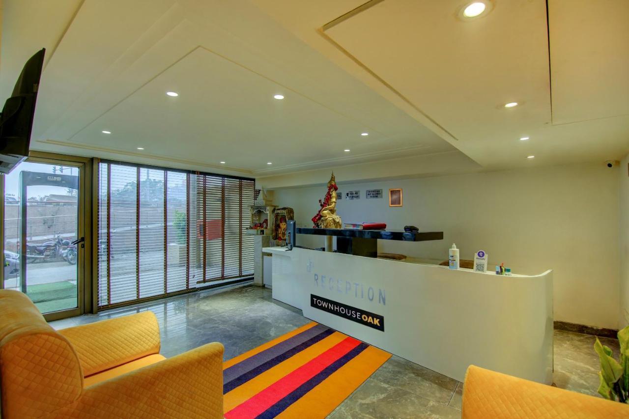 Townhouse Oak Hotel Dev Palace دلهي المظهر الخارجي الصورة
